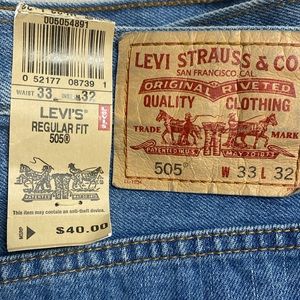 New, Levi’s 505 regular fit